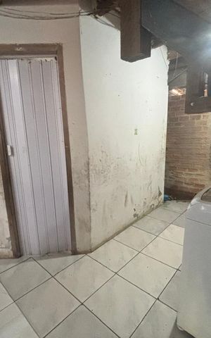 Casa à venda com 69m², 3 quartos e 1 vaga