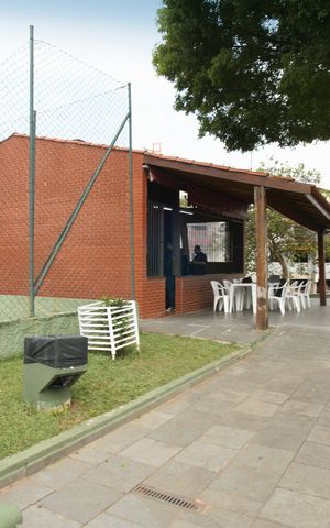 Apartamento à venda com 75m², 2 quartos e 2 vagas Apartamento à venda com 75m², 2 quartos e 2 vagasChurrasqueira