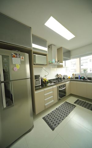 Apartamento à venda com 67m², 2 quartos e 2 vagasCozinha 