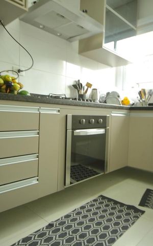 Apartamento à venda com 67m², 2 quartos e 2 vagasCozinha