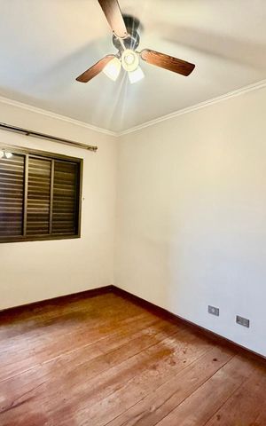 Apartamento à venda com 173m², 4 quartos e 2 vagas Apartamento à venda com 173m², 4 quartos e 2 vagasQuarto