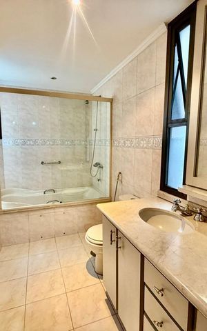 Apartamento à venda com 173m², 4 quartos e 2 vagas