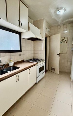 Apartamento à venda com 173m², 4 quartos e 2 vagas Apartamento à venda com 173m², 4 quartos e 2 vagasCozinha