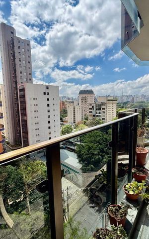 Apartamento à venda com 173m², 4 quartos e 2 vagas Apartamento à venda com 173m², 4 quartos e 2 vagasVaranda