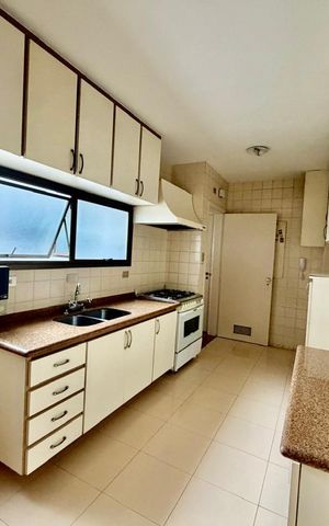 Apartamento à venda com 173m², 4 quartos e 2 vagas