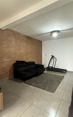Casa para alugar com 200m², 4 quartos e 2 vagas Casa para alugar com 200m², 4 quartos e 2 vagasSala