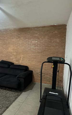 Casa para alugar com 200m², 4 quartos e 2 vagas Casa para alugar com 200m², 4 quartos e 2 vagasSala