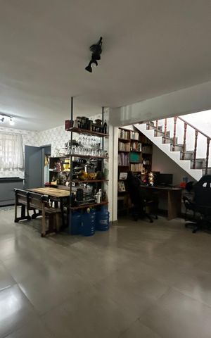 Casa para alugar com 200m², 4 quartos e 2 vagas Casa para alugar com 200m², 4 quartos e 2 vagasCozinha