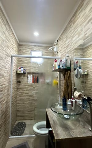 Casa para alugar com 200m², 4 quartos e 2 vagas Casa para alugar com 200m², 4 quartos e 2 vagasBanheiro da Suíte 2