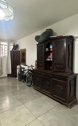 Casa para alugar com 200m², 4 quartos e 2 vagas Casa para alugar com 200m², 4 quartos e 2 vagasSuíte 1
