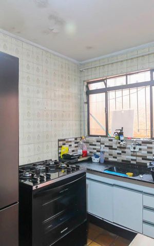 Casa à venda com 125m², 4 quartos e 1 vaga Casa à venda com 125m², 4 quartos e 1 vagaCozinha
