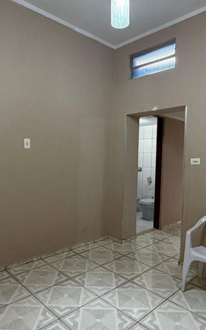 Casa para alugar com 97m², 3 quartos e sem vaga
