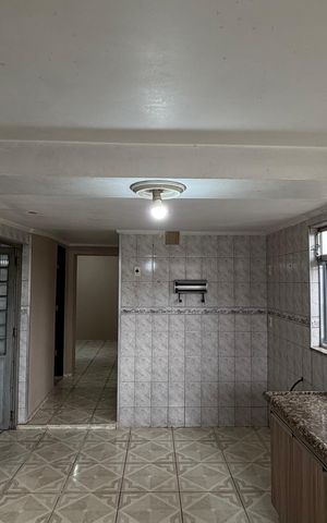 Casa para alugar com 97m², 3 quartos e sem vaga