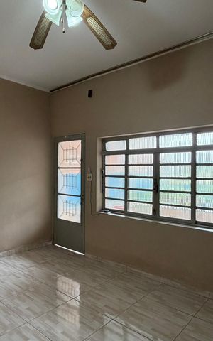 Casa para alugar com 97m², 3 quartos e sem vaga