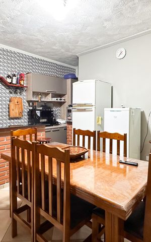 Casa à venda com 226m², 3 quartos e 2 vagas Casa à venda com 226m², 3 quartos e 2 vagasÁrea gourmet