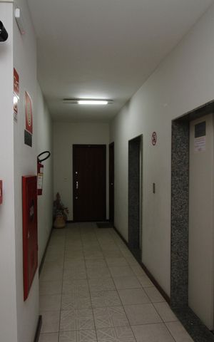 Apartamento à venda com 98m², 3 quartos e 2 vagasELEVADOR