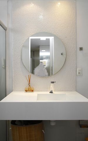 Apartamento à venda com 98m², 3 quartos e 2 vagasBanheiro da Suíte