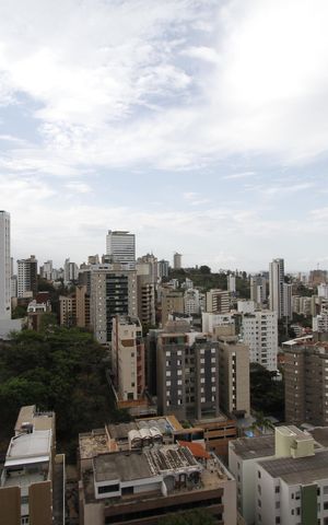 Apartamento à venda com 98m², 3 quartos e 2 vagasVista