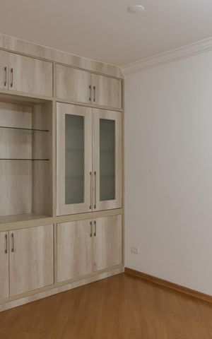 Apartamento para alugar com 130m², 3 quartos e 1 vagaSala