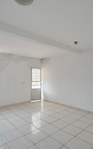 Casa para alugar com 170m², 3 quartos e 2 vagas Casa para alugar com 170m², 3 quartos e 2 vagasEdícula