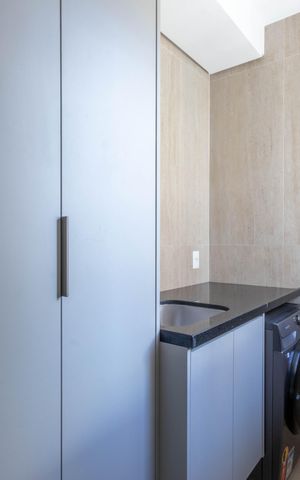 Apartamento à venda com 92m², 3 quartos e 2 vagas Apartamento à venda com 92m², 3 quartos e 2 vagasCozinha e Área de Serviço
