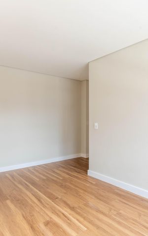 Apartamento à venda com 92m², 3 quartos e 2 vagas Apartamento à venda com 92m², 3 quartos e 2 vagasSuite