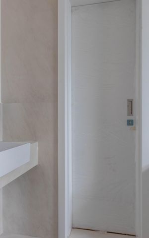Apartamento à venda com 92m², 3 quartos e 2 vagas Apartamento à venda com 92m², 3 quartos e 2 vagasBanheiro Social