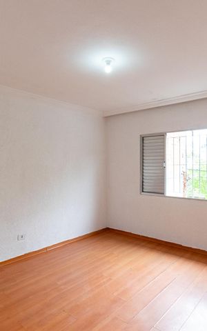 Casa para alugar com 120m², 2 quartos e 1 vaga Casa para alugar com 120m², 2 quartos e 1 vagaQuarto 1