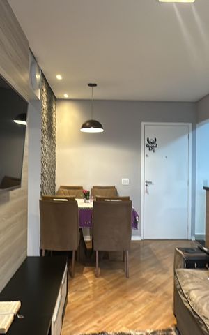 Apartamento à venda com 53m², 2 quartos e 1 vaga Apartamento à venda com 53m², 2 quartos e 1 vagaSala
