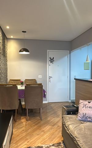 Apartamento à venda com 53m², 2 quartos e 1 vaga Apartamento à venda com 53m², 2 quartos e 1 vagaSala