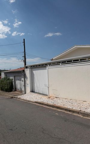 Casa à venda com 180m², 2 quartos e 2 vagasFACHADA DO IMÓVEL
