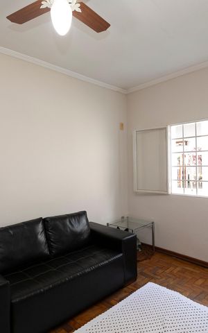 Casa à venda com 180m², 2 quartos e 2 vagasQUARTO Nº 1 - SALA DE TV