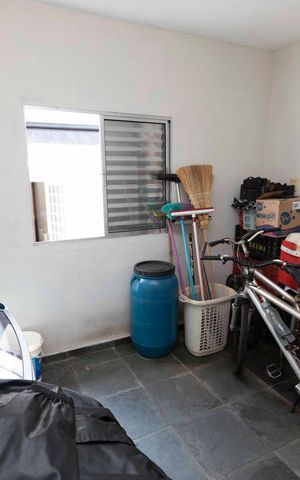 Casa à venda com 180m², 2 quartos e 2 vagasÁREA DE SERVIÇO
