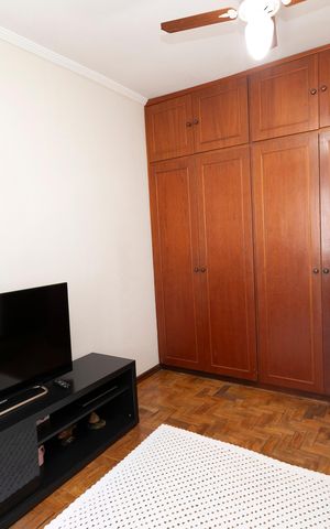 Casa à venda com 180m², 2 quartos e 2 vagasQUARTO Nº 1 - SALA DE TV