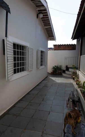 Casa à venda com 180m², 2 quartos e 2 vagasQUINTAL
