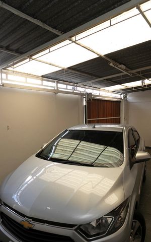 Casa à venda com 180m², 2 quartos e 2 vagasGARAGEM