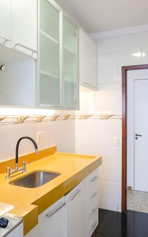 Apartamento à venda com 55m², 2 quartos e 1 vagaCozinha