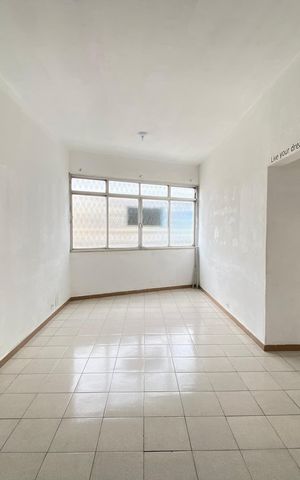 Apartamento para alugar com 76m², 2 quartos e sem vaga