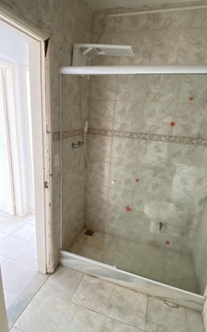 Apartamento para alugar com 76m², 2 quartos e sem vaga