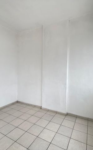 Apartamento para alugar com 76m², 2 quartos e sem vaga