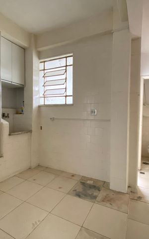 Apartamento para alugar com 76m², 2 quartos e sem vaga