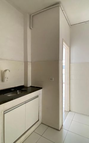 Apartamento para alugar com 76m², 2 quartos e sem vaga