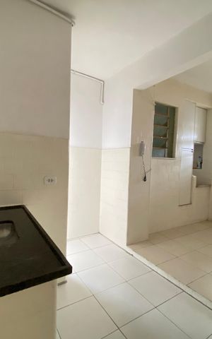 Apartamento para alugar com 76m², 2 quartos e sem vaga