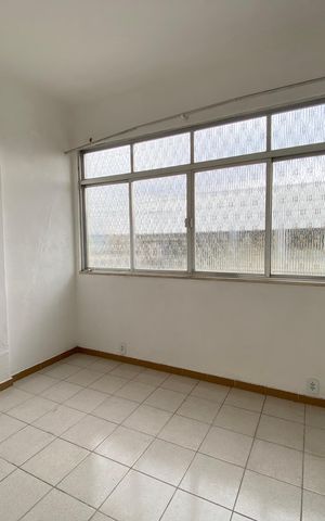 Apartamento para alugar com 76m², 2 quartos e sem vaga