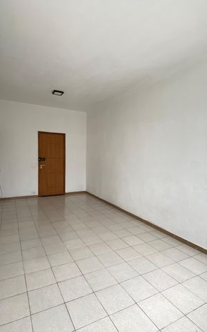 Apartamento para alugar com 76m², 2 quartos e sem vaga