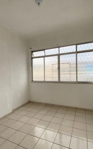 Apartamento para alugar com 76m², 2 quartos e sem vaga