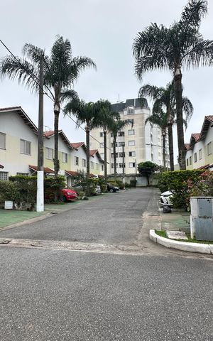 Casa de condomínio à venda com 63m², 2 quartos e 1 vaga Casa de condomínio à venda com 63m², 2 quartos e 1 vagaÁrea comum