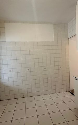 Casa de condomínio à venda com 63m², 2 quartos e 1 vaga Casa de condomínio à venda com 63m², 2 quartos e 1 vagaCozinha