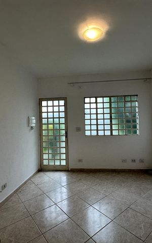 Casa de condomínio à venda com 63m², 2 quartos e 1 vaga Casa de condomínio à venda com 63m², 2 quartos e 1 vagaSala