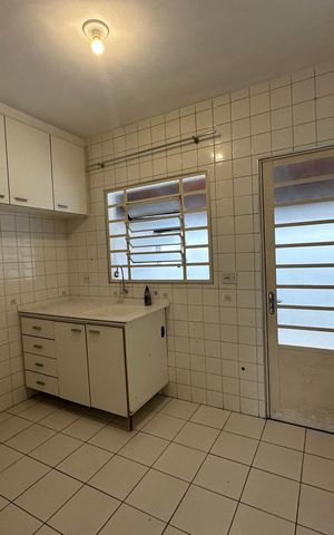 Casa de condomínio à venda com 63m², 2 quartos e 1 vaga Casa de condomínio à venda com 63m², 2 quartos e 1 vagaCozinha